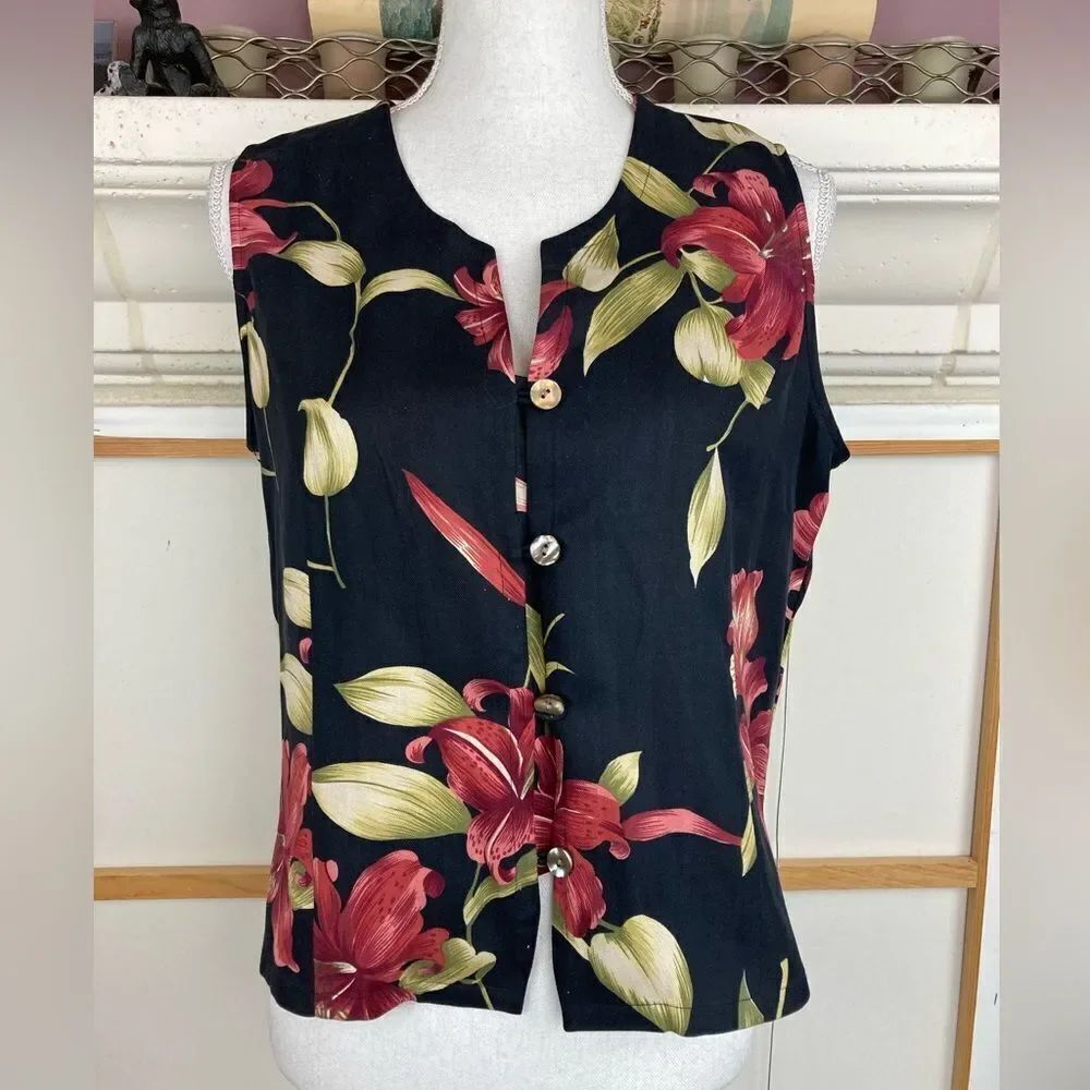 Tommy Bahama silk Hawaiian tropical floral buttoned blouse or wear open as vest🌺